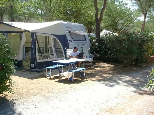 camping-valle-gaia-residence-la-casetta-casale-marittimo-genke