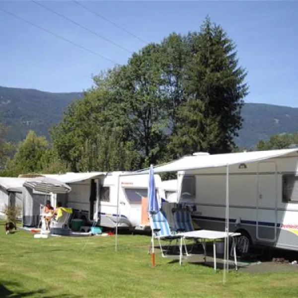 wellness-seecamping-parth-ossiach-bkyd8