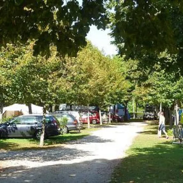 camping-de-boyse-jura-fv4jb