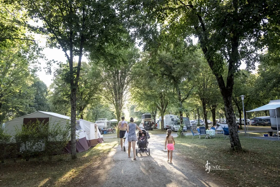 camping-de-boyse-jura-xtdjq