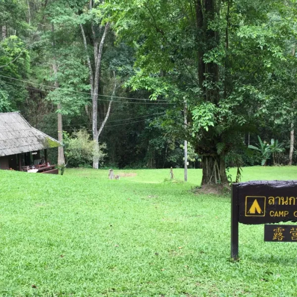 doi-sutheppui-national-park-chiang-mai-vvo8g