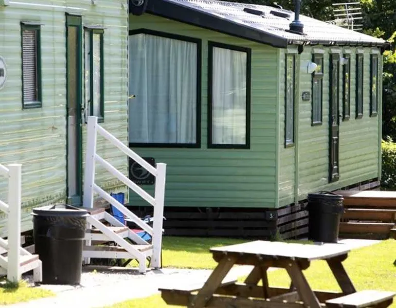tehidy-holiday-park-illogan-omil3