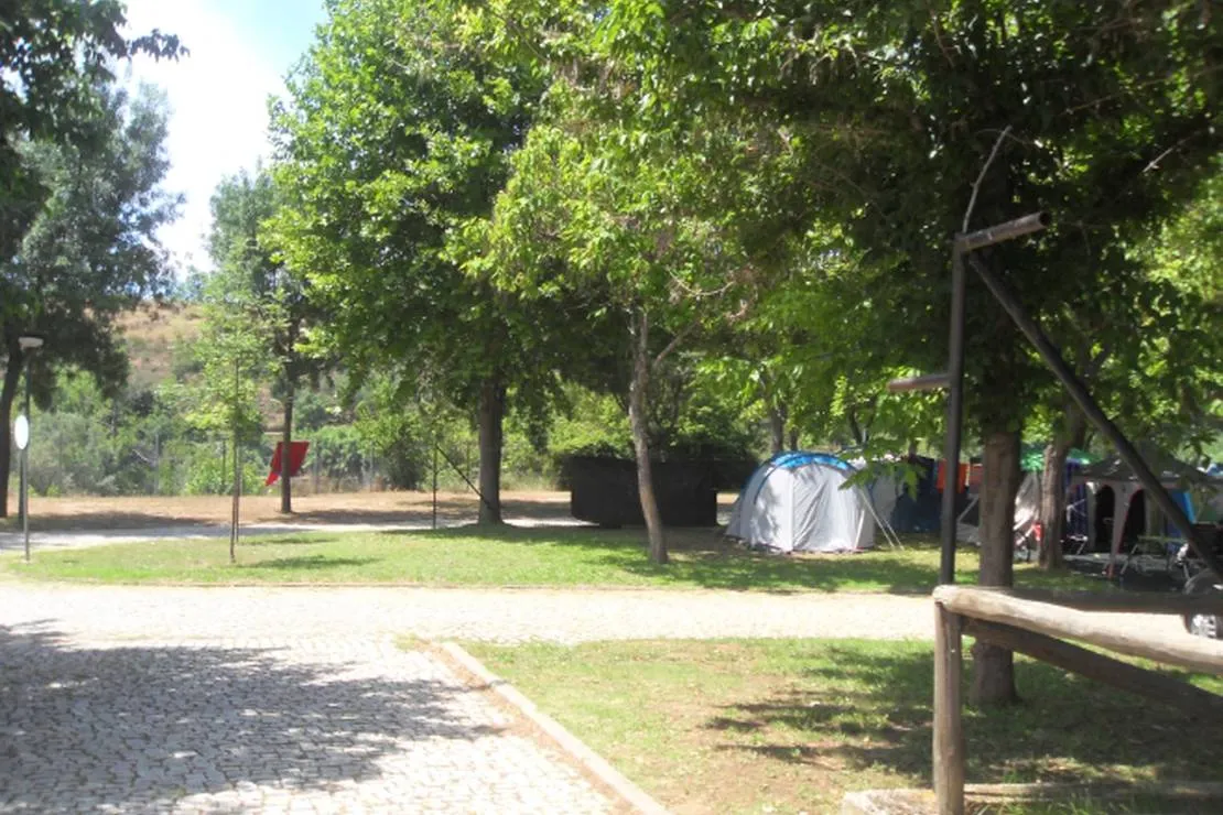 parque-de-campismo-de-tres-rios-maravilha-mirandela-vhaoq