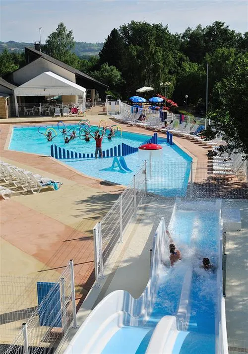 camping-les-terrasses-du-lac-pont-de-salars-bfxrf