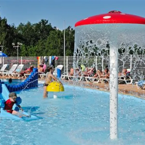 camping-les-terrasses-du-lac-pont-de-salars-jmdwf