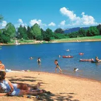 camping-les-terrasses-du-lac-pont-de-salars-x3yq4