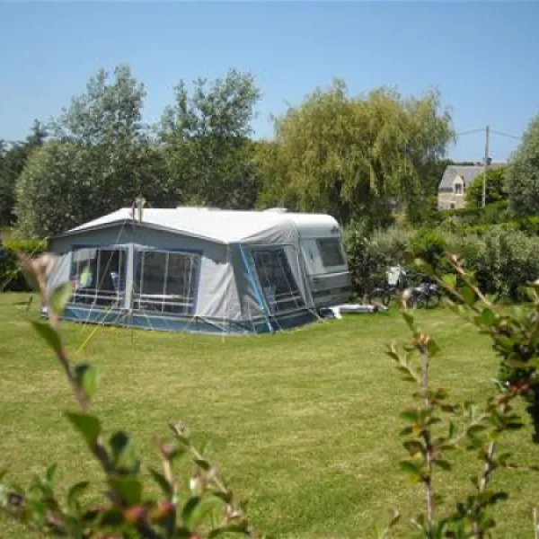 camping-aire-naturelle-de-keringard-cledencapsizun-ifre9
