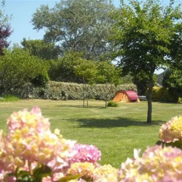 camping-aire-naturelle-de-keringard-cledencapsizun-lelxk