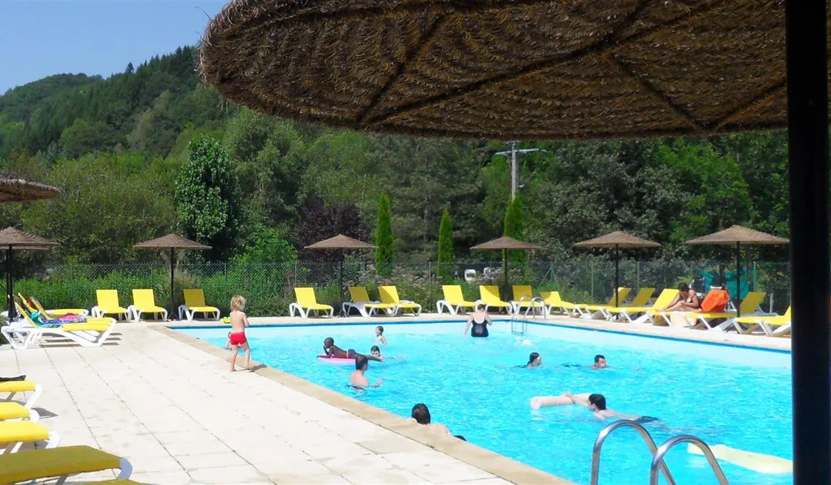 le-moulin-de-serre-singles-wzjv7