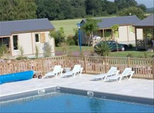 flower-camping-le-domaine-de-kervallon-caro-c76du