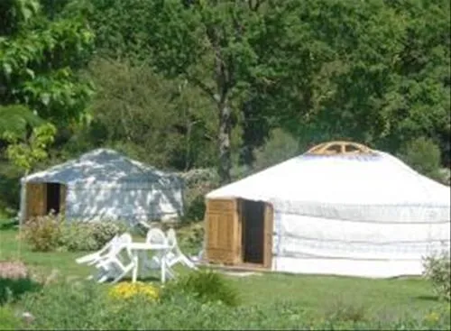 flower-camping-le-domaine-de-kervallon-caro-srudb