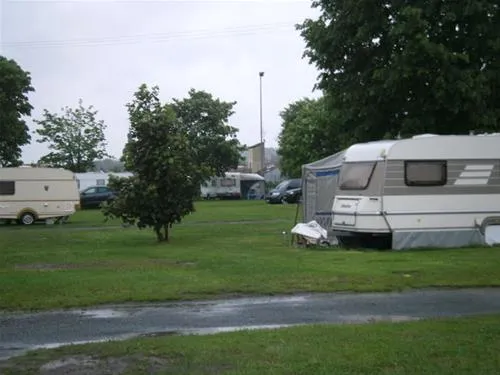 camping-am-see-sand-am-main-9b4hi