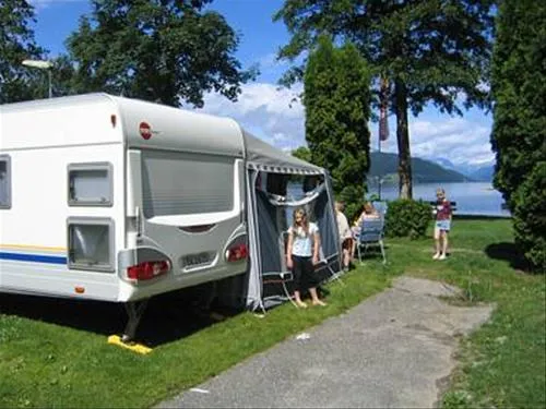camping-brunner-am-see-dbriach-8cqdx