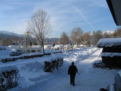 camping-brunner-am-see-dbriach-vg7po