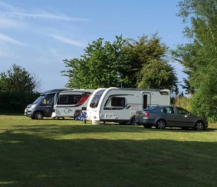 burgh-castle-marina-and-caravan-park-great-yarmouth-dd16z