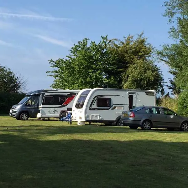 burgh-castle-marina-and-caravan-park-great-yarmouth-dd16z