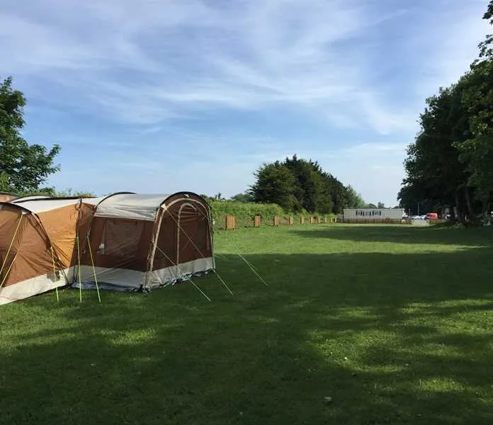 burgh-castle-marina-and-caravan-park-great-yarmouth-nzl5u