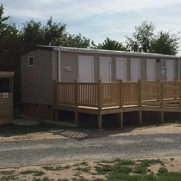 burgh-castle-marina-and-caravan-park-great-yarmouth-qklsa