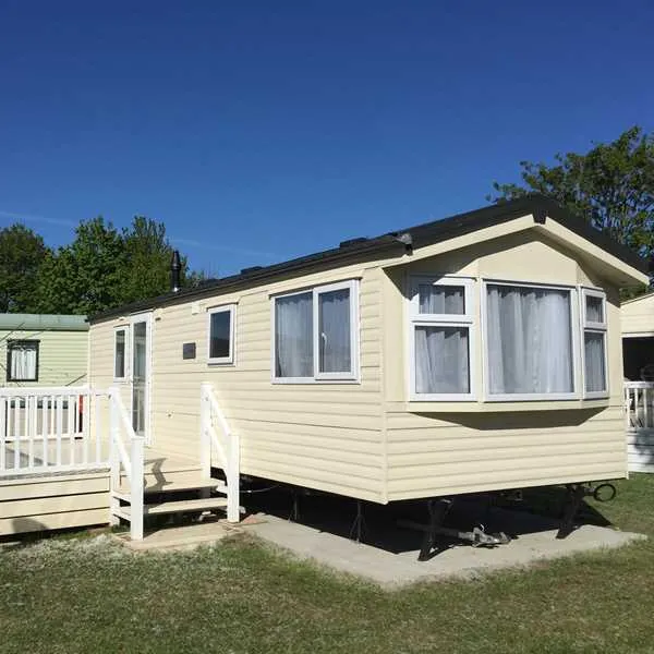 burgh-castle-marina-and-caravan-park-great-yarmouth-uprya