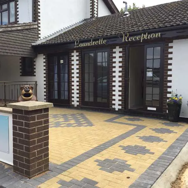 burgh-castle-marina-and-caravan-park-great-yarmouth-yub2v
