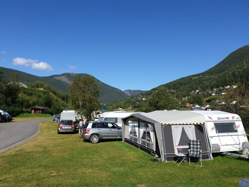 otta-camping-og-motell-to-s1bpv