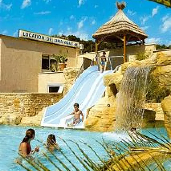 mondial-camping-ardche-qqciv