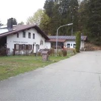 sommer-und-wintercamping-am-nationalpark-klingenbrunn-ixqqs
