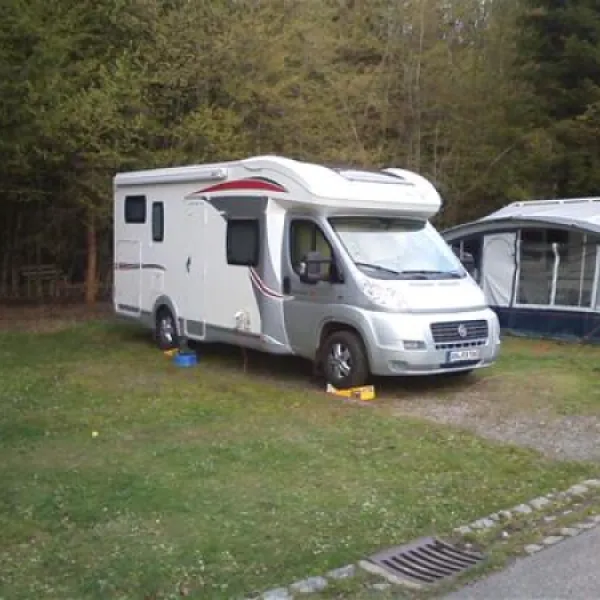 sommer-und-wintercamping-am-nationalpark-klingenbrunn-kfb6w