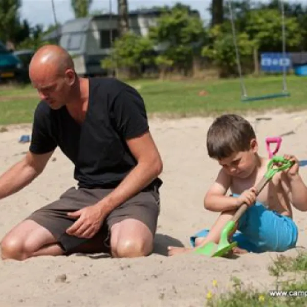 camping-den-blanken-neede-riusz