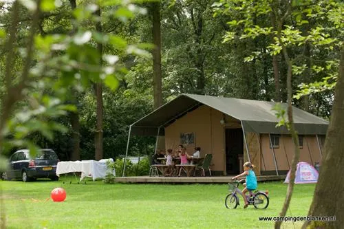 camping-den-blanken-neede-sooup