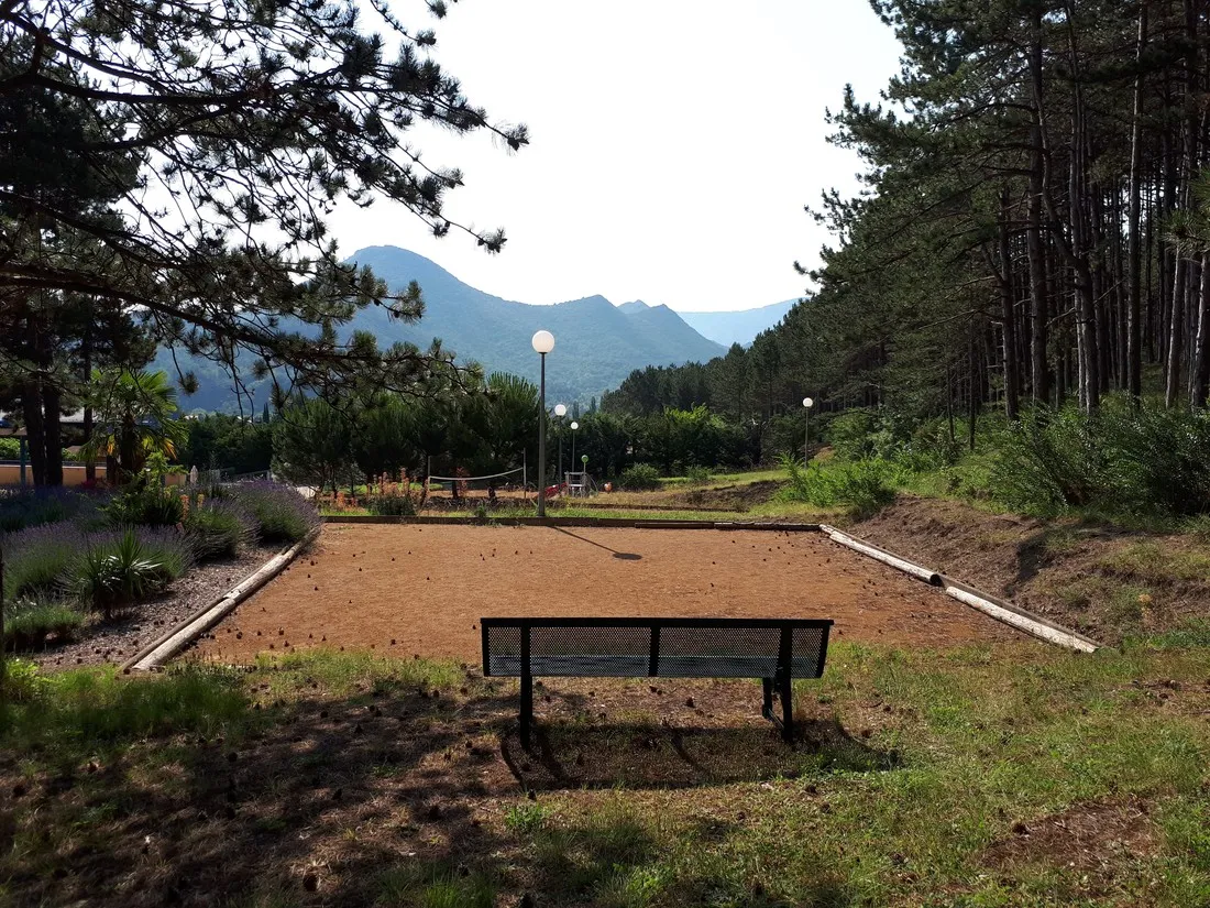 camping-municipal-la-sapinette-quillan-ab87p