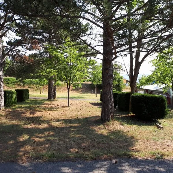 camping-municipal-la-sapinette-quillan-ntdmi