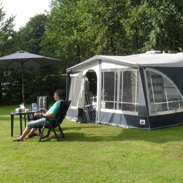 natuurkampeerterrein-blaauw-sint-nicolaasga-wg7ea
