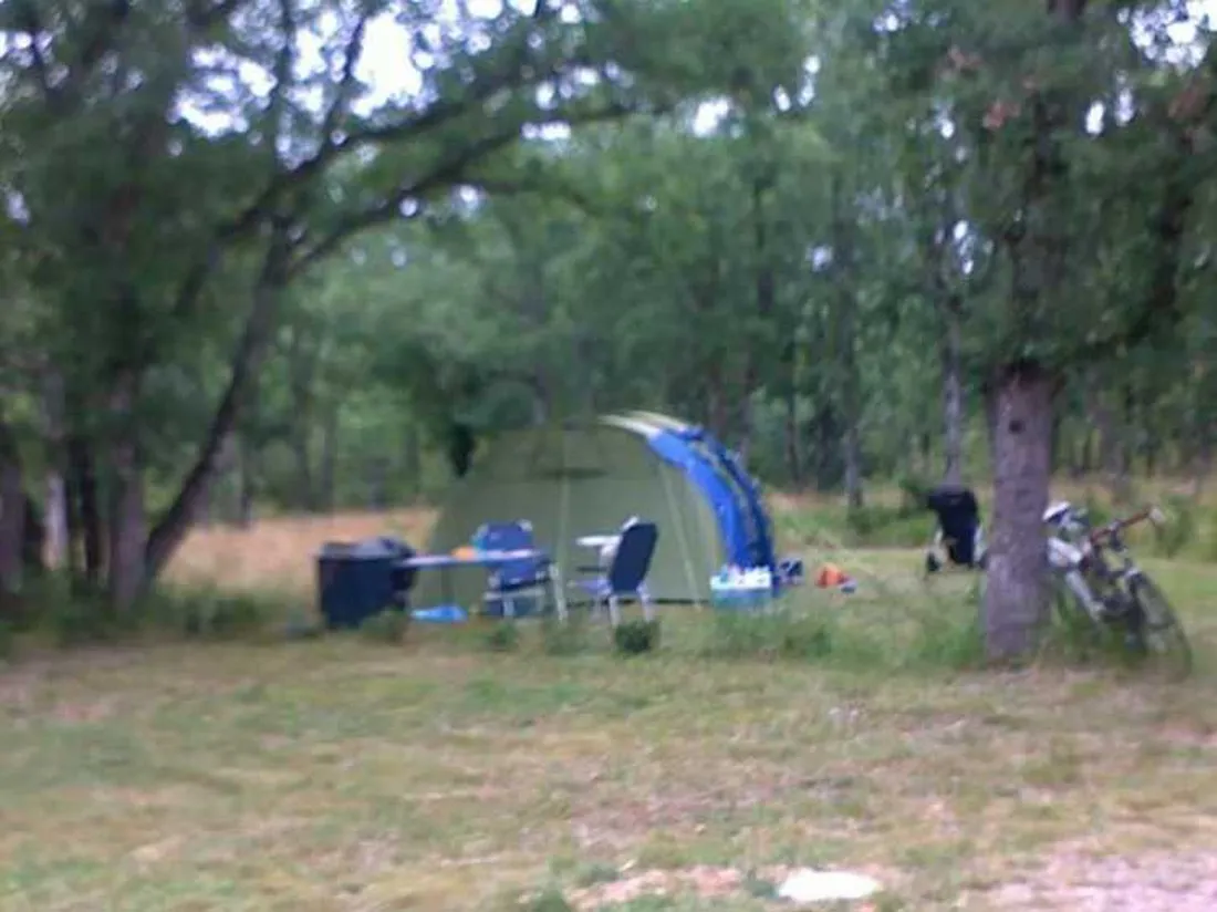 camping-naturiste-domaine-de-lalbrade-limogne-en-quercy-8tjrv