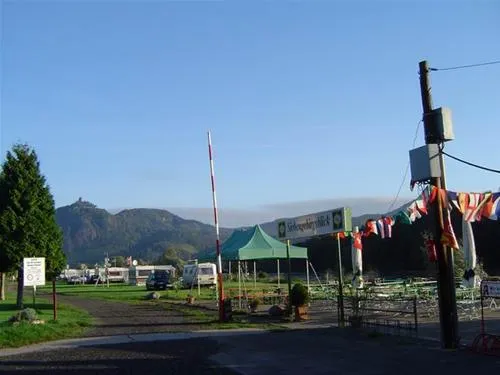 rheincamping-siebengebirgsblick-remagenrolandswerth-h7skf