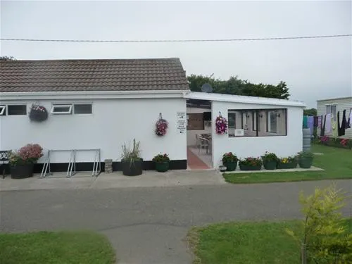 st-margarets-beach-caravan-camping-park-rosslare-1duq6