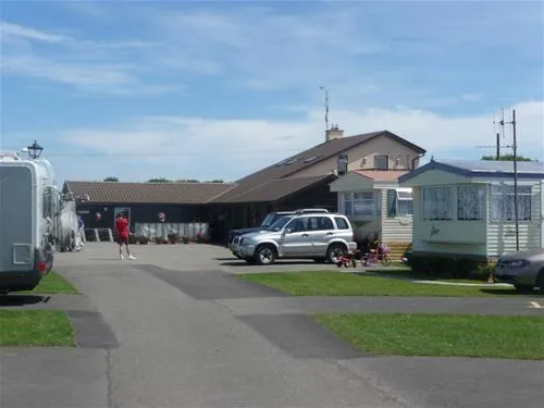 st-margarets-beach-caravan-camping-park-rosslare-kglt3