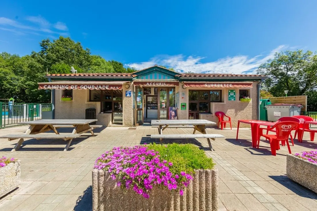 camping-de-gourjade-castres-kowdt