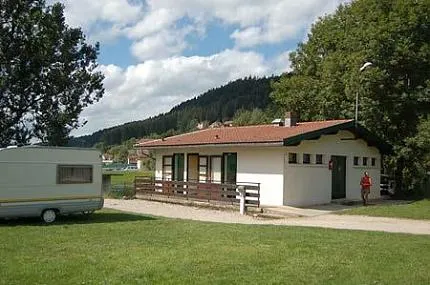 camping-le-cul-de-la-lune-doubs-lxc8o