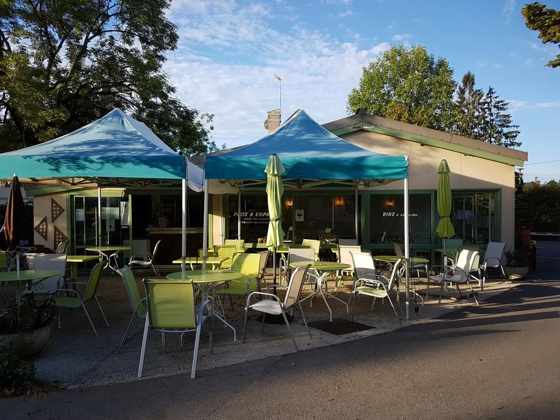 camping-municipal-des-cent-vignes-beaune-quqlq