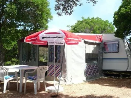 camping-baldarin-nerezine-8gcdq