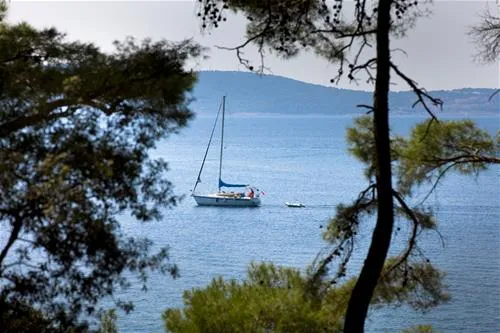 camping-baldarin-nerezine-ij0ut