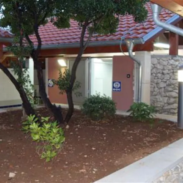 camping-baldarin-nerezine-qcu6h