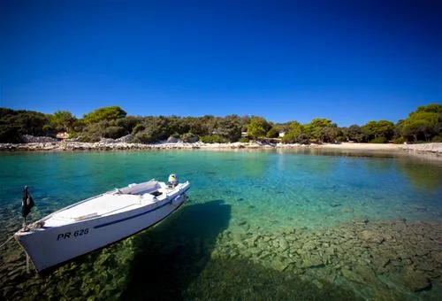 camping-baldarin-nerezine-syo0k