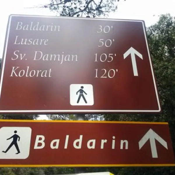 camping-baldarin-nerezine-ynxvq