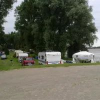 camping-strandterrasse-dormagenstrzelberg-32kcw