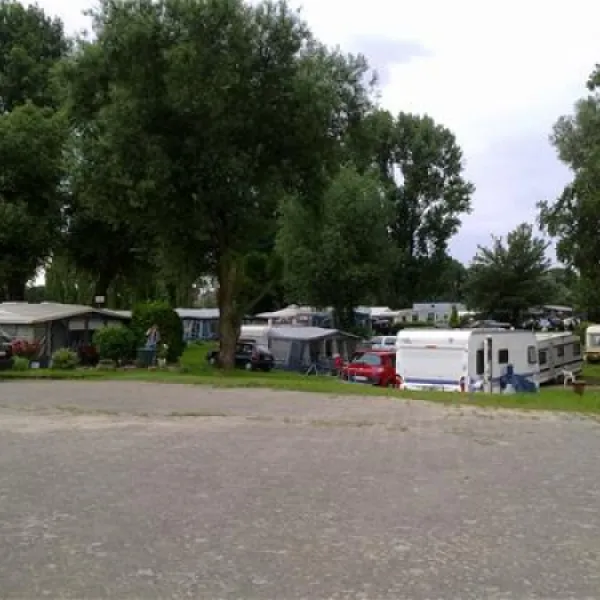 camping-strandterrasse-dormagenstrzelberg-nxd61
