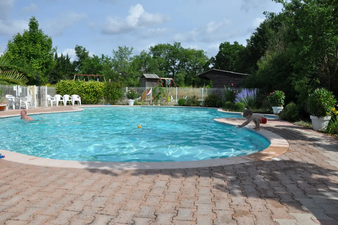 camping-camp-redon-cordes-sur-ciel-xbnsc