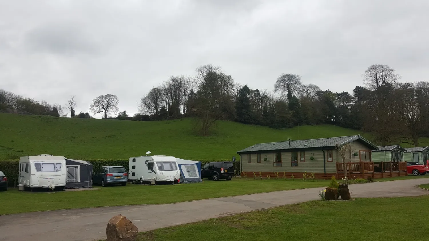 glencote-caravan-park-leek-thnni