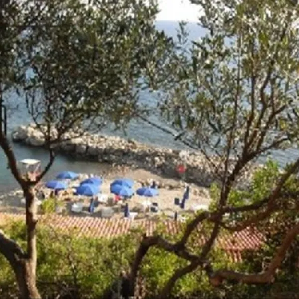 villaggio-camping-costa-del-mito-caprioli--palinuro-uiyjk